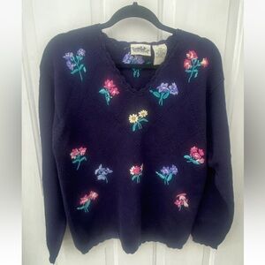 Northern Reflections blue V-Neck Sweater with Floral Embroidery sz med